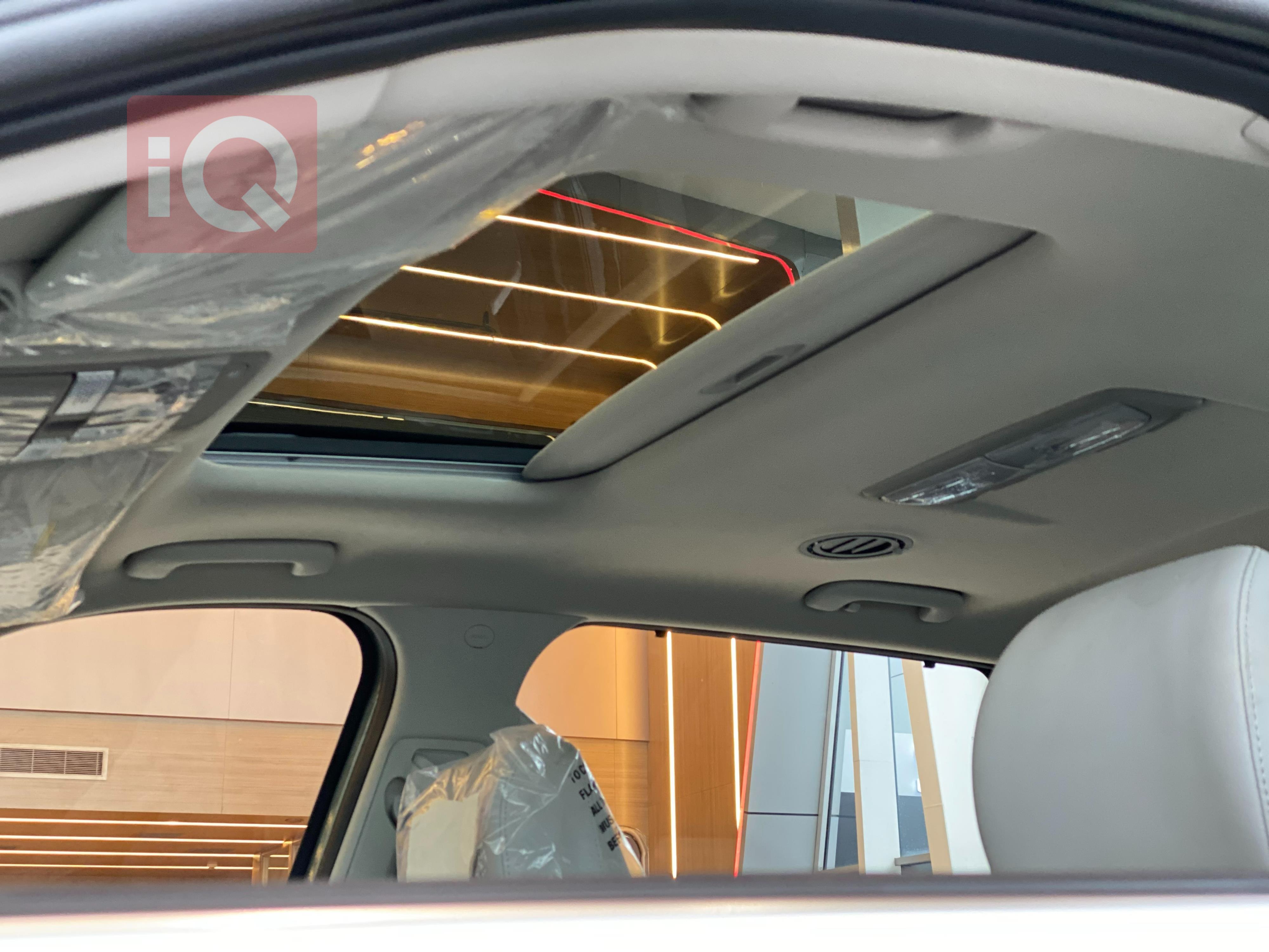 https://cdn.iqcars.ioimg-9.JPG